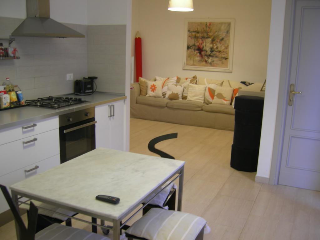 Aparthotel Iron Bridge Roma